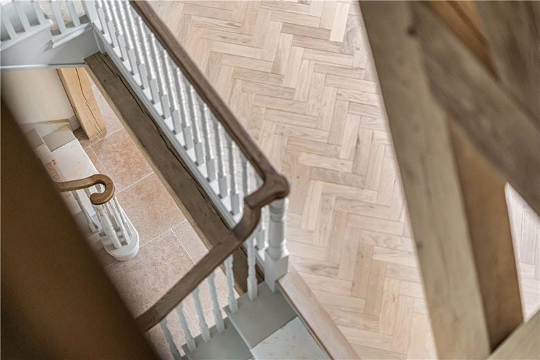 5 bedroom house, Lower End, Alvescot OX18 - Available