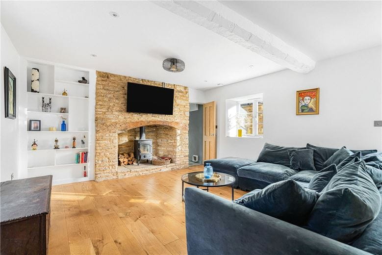 4 bedroom house, Weston Road, Bletchingdon OX5 - Available