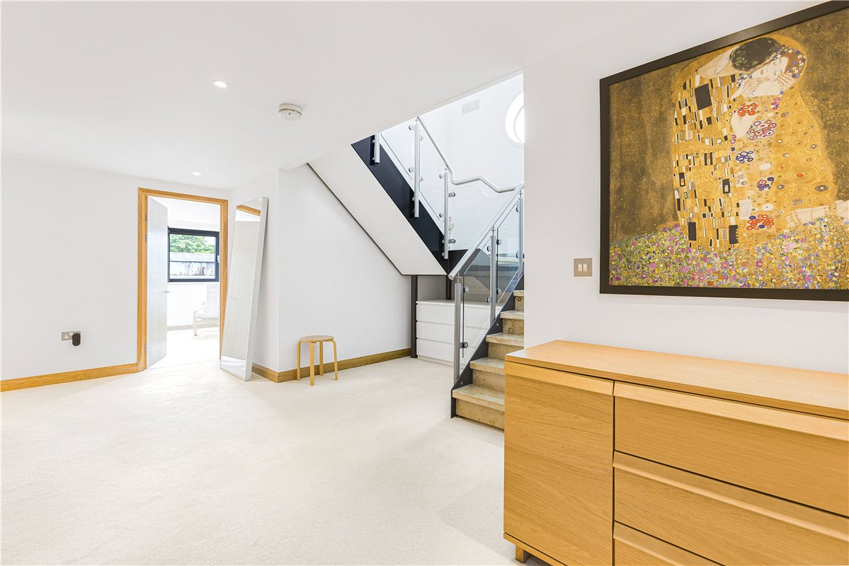 4 bedroom flat, St. Thomas Street, Oxford OX1 - Sold
