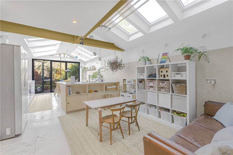 3 bedroom house, Howard Street, Oxford OX4 - Sold STC