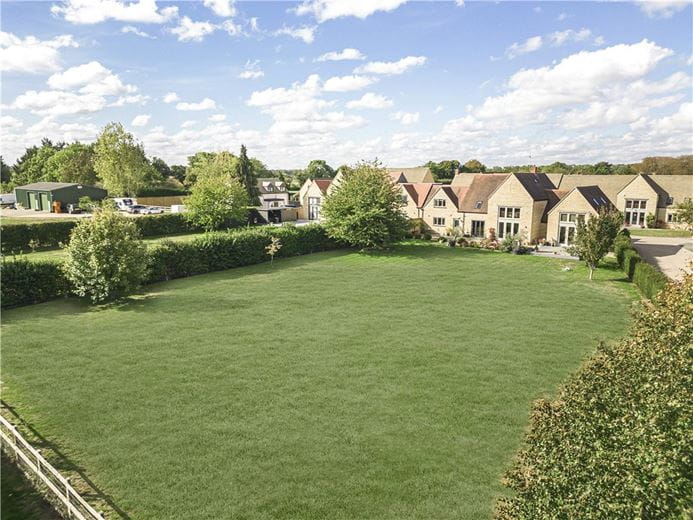 4 bedroom house, Ingleby Paddocks, Enslow OX5 - Available