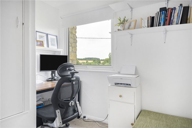 4 bedroom house, Keens Close, Enstone OX7 - Available