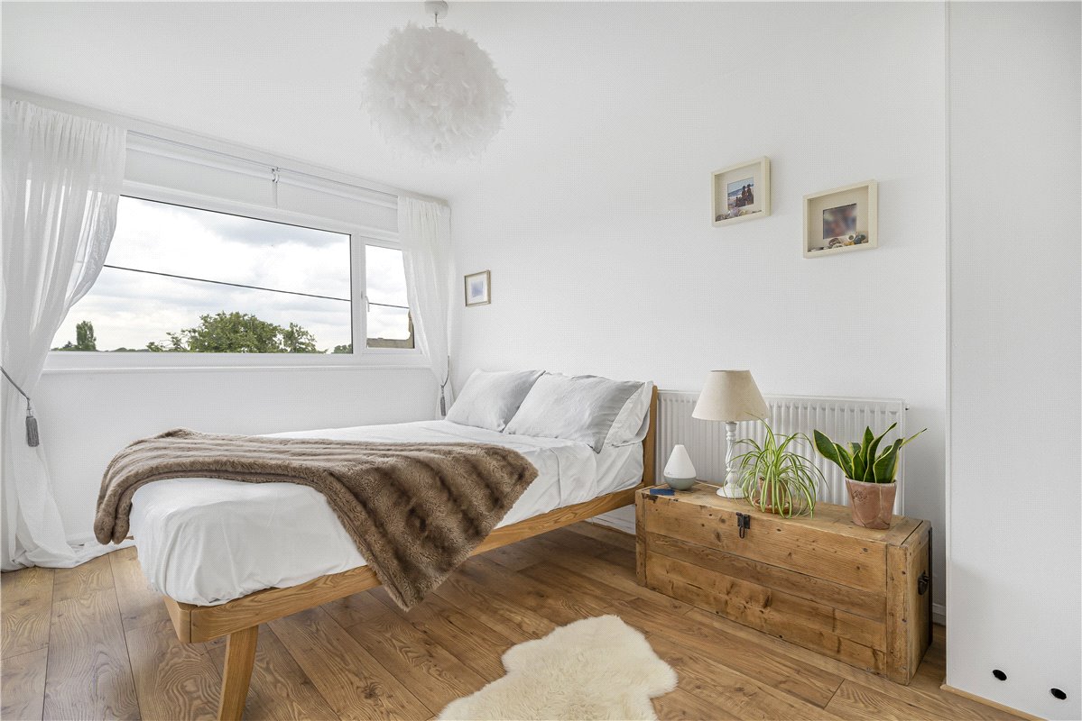 4 bedroom house, Keens Close, Enstone OX7 - Available