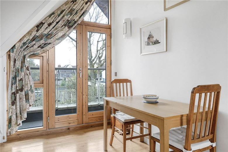 1 bedroom flat, Davenant Road, Oxford OX2 - Sold STC