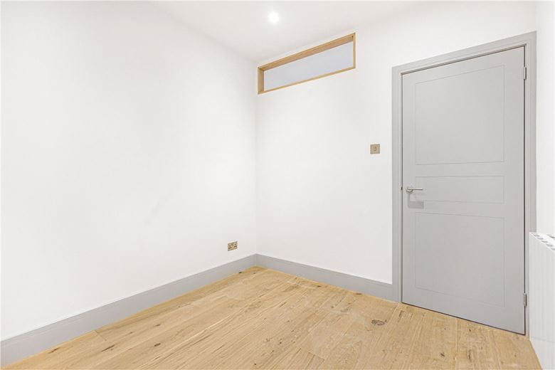 1 bedroom flat, Walton Street, Oxford OX2 - Sold