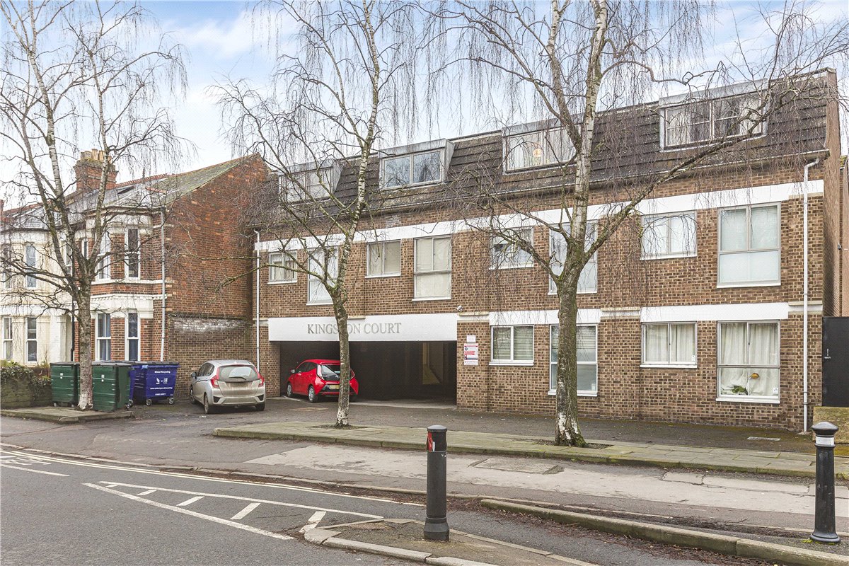 1 bedroom flat, Walton Street, Oxford OX2 - Sold