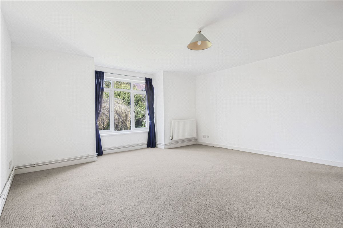 2 bedroom flat, Banbury Road, Oxford OX2 - Sold STC