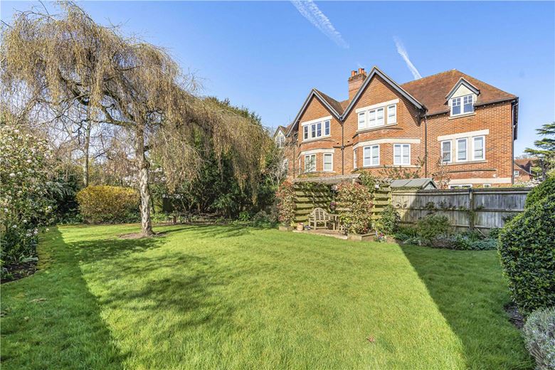 2 bedroom flat, Banbury Road, Oxford OX2 - Sold STC