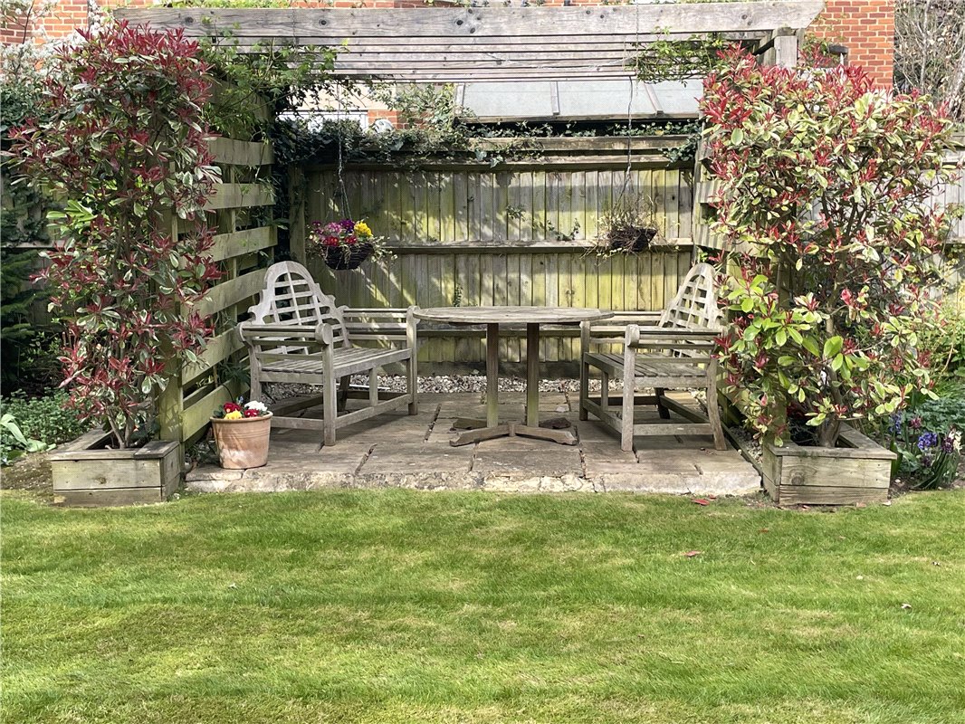 2 bedroom flat, Banbury Road, Oxford OX2 - Sold STC