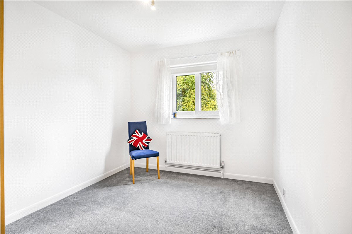 2 bedroom flat, Cunliffe Close, Oxford OX2 - Sold STC