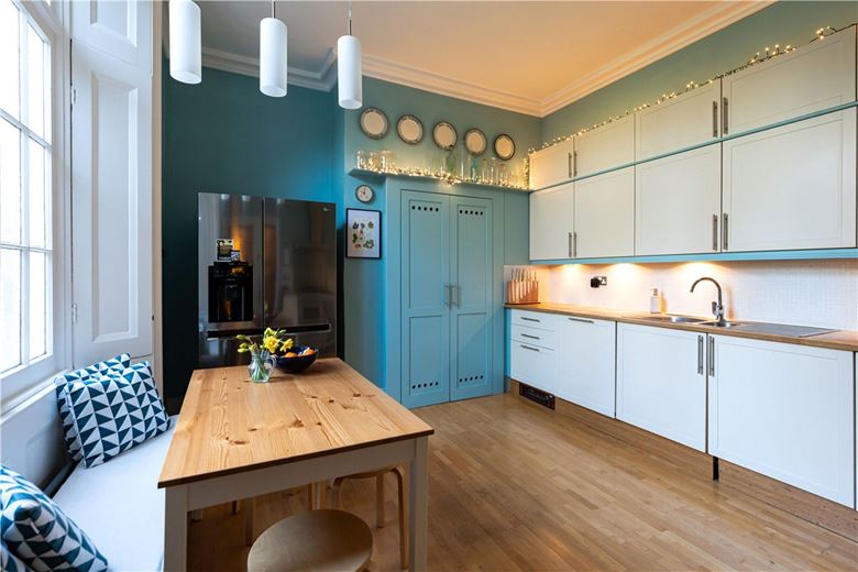 5 bedroom house, Station Yard, Steventon OX13 - Available