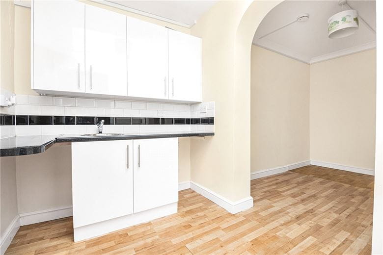 3 bedroom bungalow, Islip Gardens, Northolt UB5 - Sold