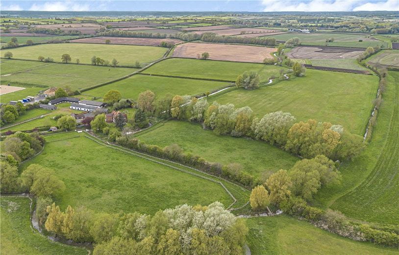 41 acres Country Estate, Mill Lane, Twyford MK18 - Available