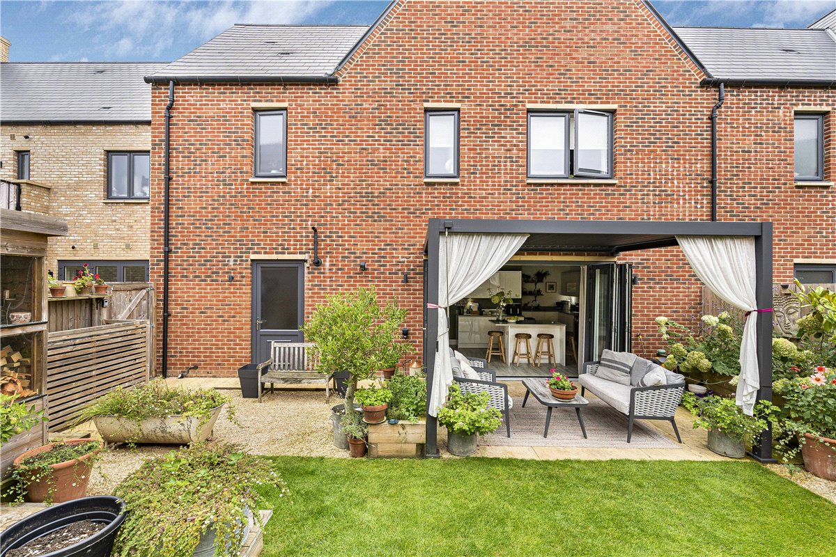 4 bedroom house, Collett Drive, Oxford OX2 - Available