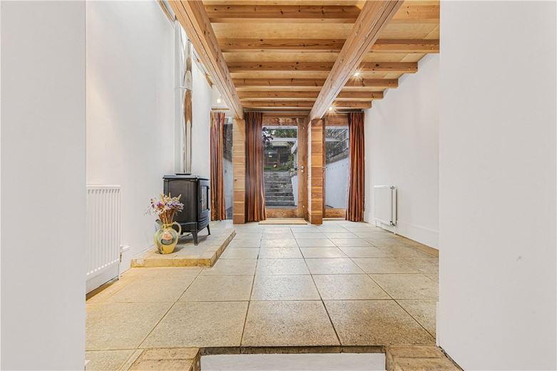 3 bedroom house, Thames Street, Abingdon OX14 - Available