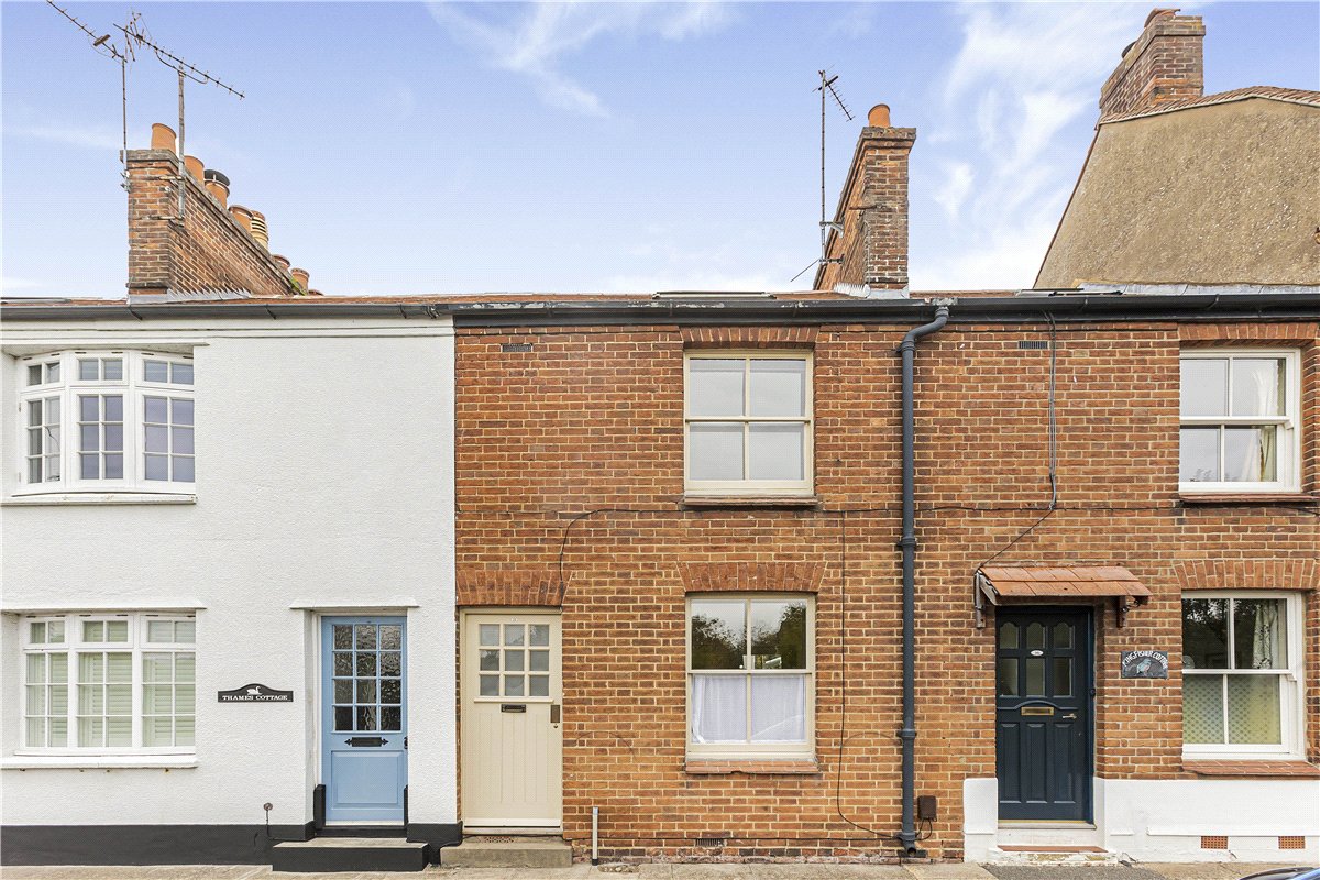 3 bedroom house, Thames Street, Abingdon OX14 - Available