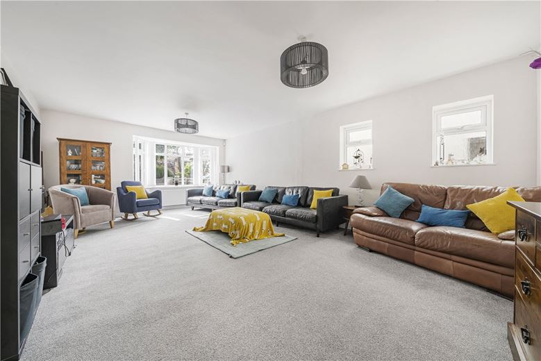 4 bedroom house, Radley Road, Abingdon OX14 - Available