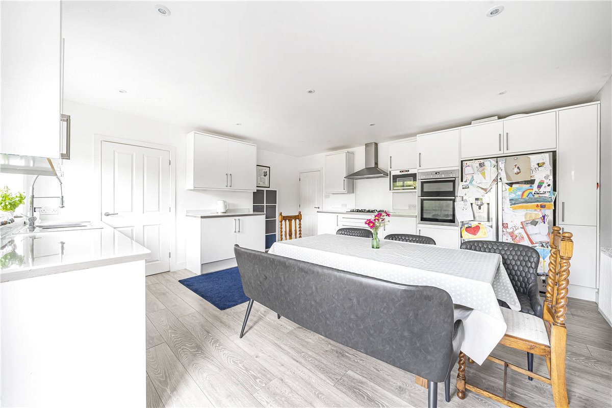 4 bedroom house, Radley Road, Abingdon OX14 - Sold