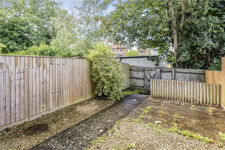 4 bedroom house, Terrett Avenue, Headington OX3 - Available