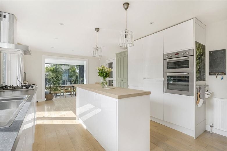 4 bedroom house, Clover Close, Oxford OX2 - Available