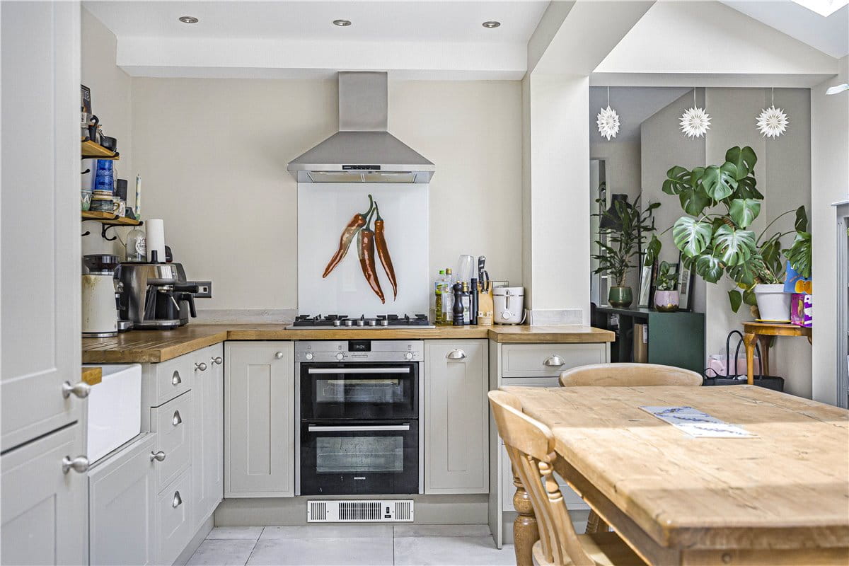 2 bedroom house, Howard Street, Oxford OX4 - Sold STC