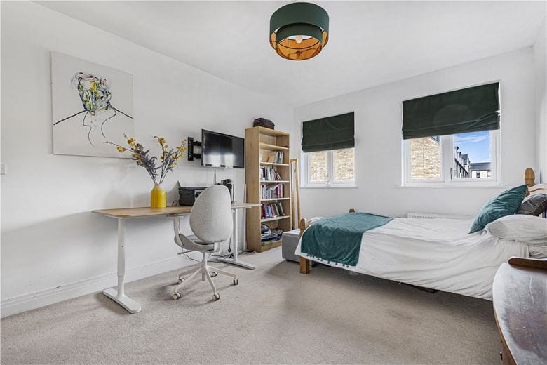 4 bedroom house, Baynhams Drive, Oxford OX2 - Sold STC