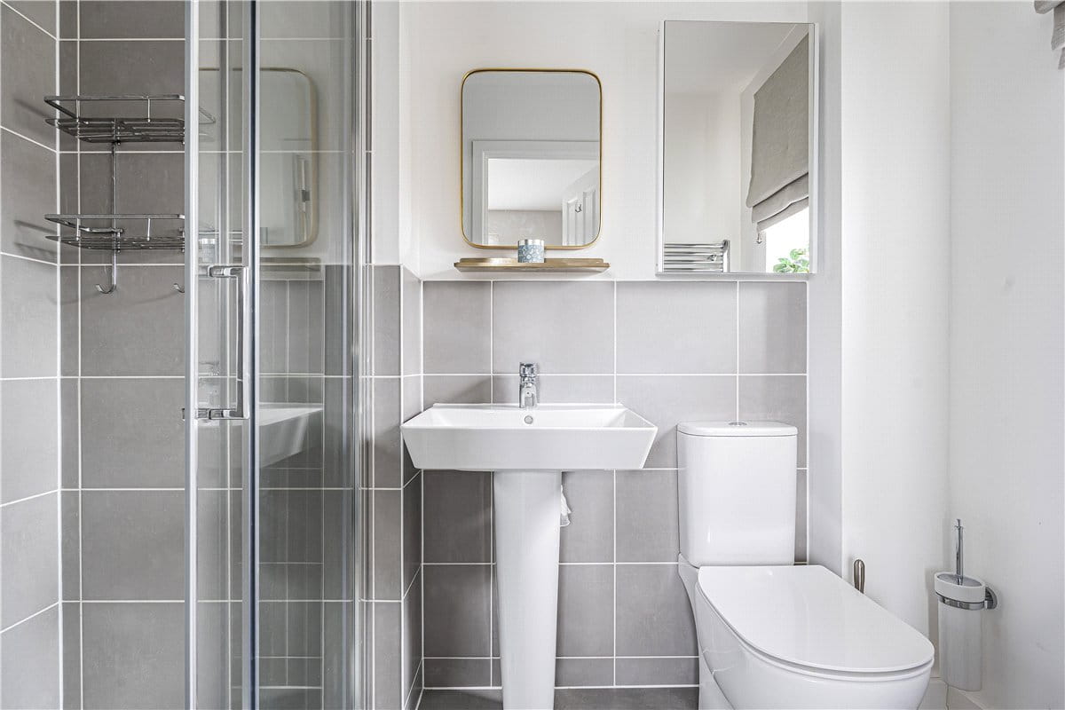 5 bedroom house, Joyce Way, Steventon OX13 - Available