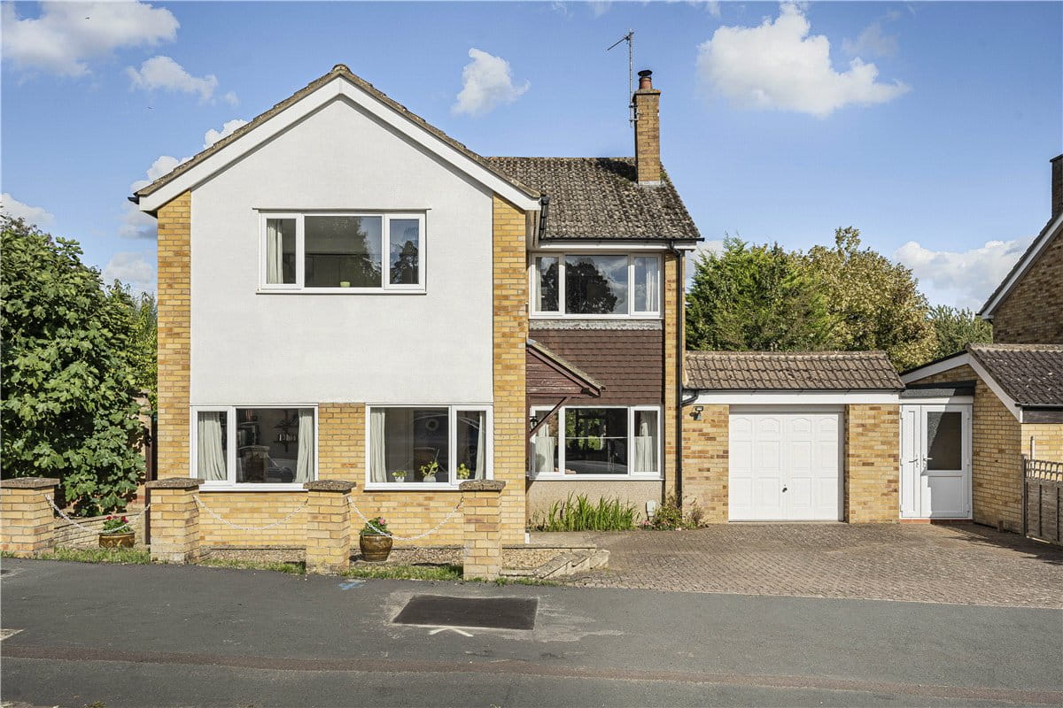 4 bedroom house, Bellamy Close, Southmoor OX13 - Available