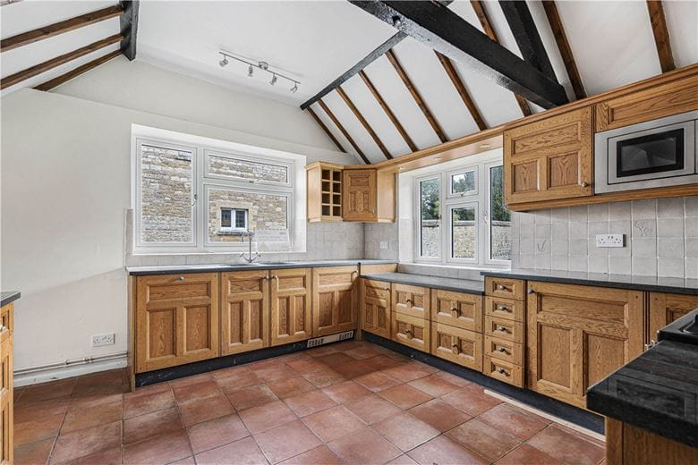 5 bedroom cottage, Valley Road, Finmere MK18 - Sold STC