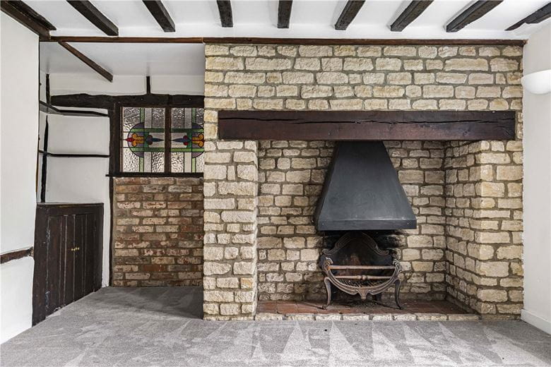 5 bedroom cottage, Valley Road, Finmere MK18 - Sold STC