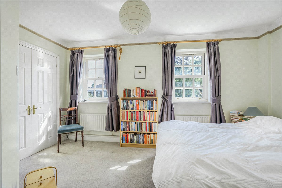 4 bedroom house, Merrivale Square, Oxford OX2 - Available