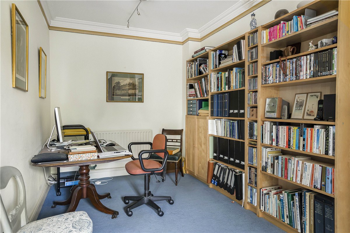 4 bedroom house, Merrivale Square, Oxford OX2 - Available