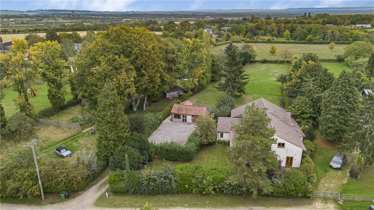 4 bedroom house, Woodperry Road, Beckley OX3 - Available