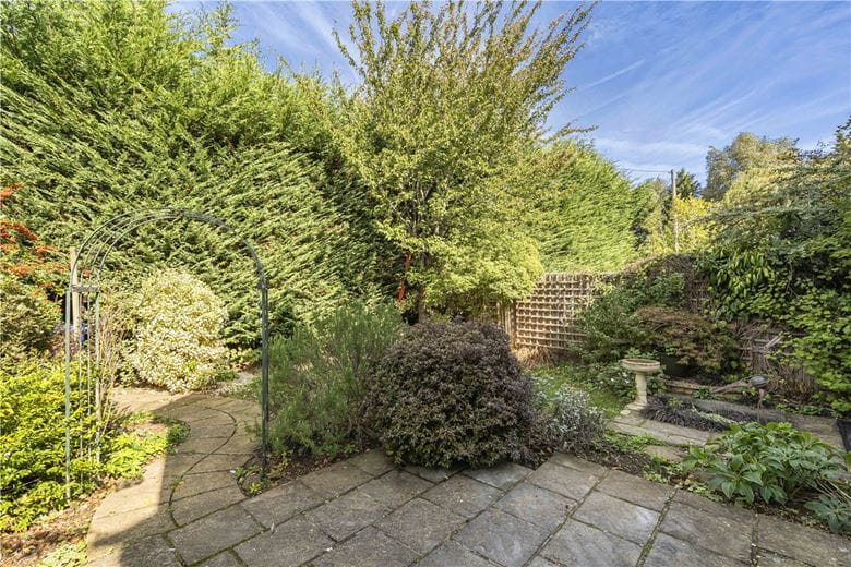 4 bedroom house, Poppy Close, Yarnton OX5 - Available