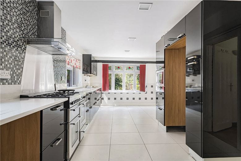 7 bedroom house, Tye Lane, Walberton BN18 - Available