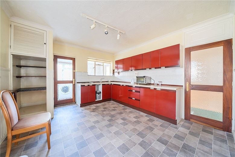 3 bedroom bungalow, Bridle Path, Charney Bassett OX12 - Available