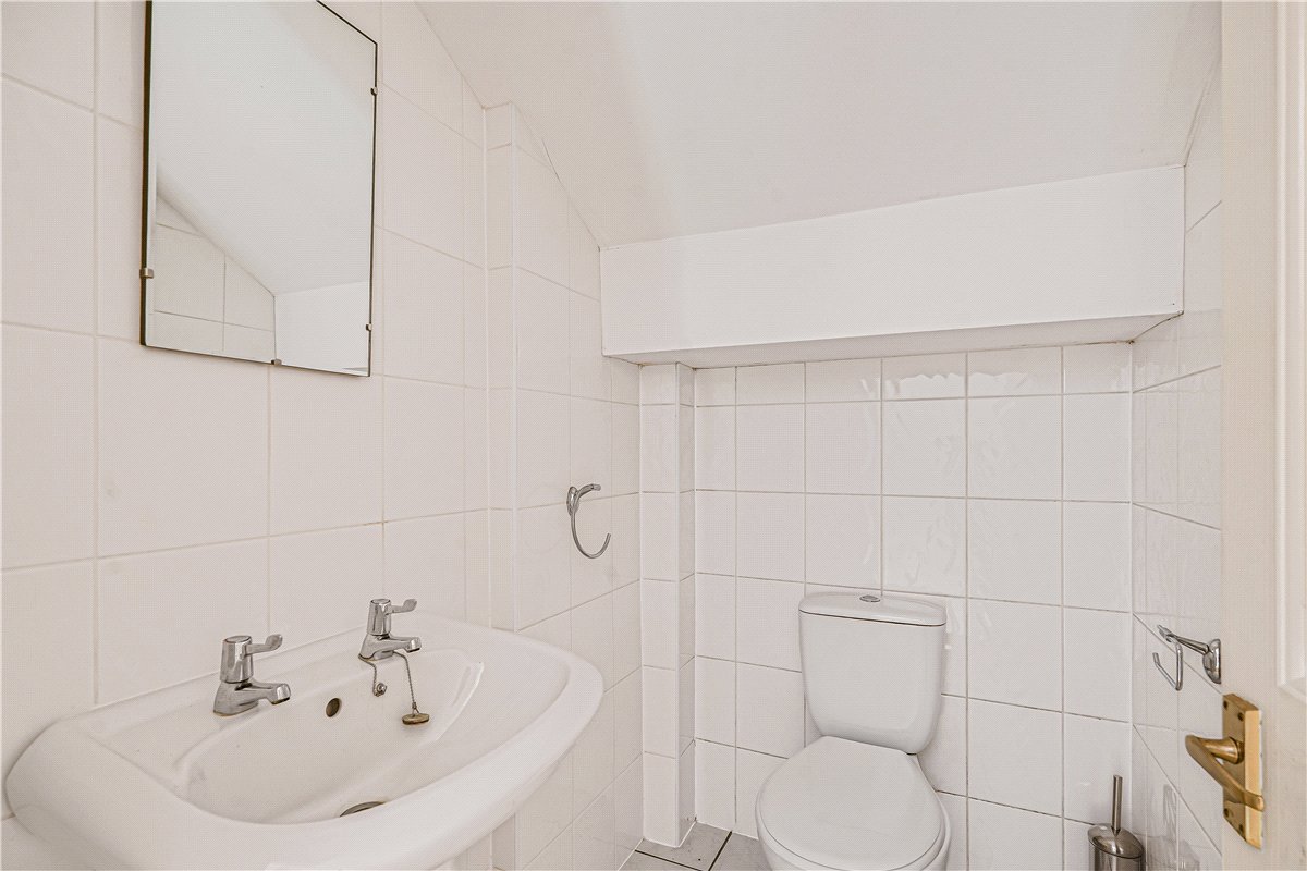 3 bedroom bungalow, Darnford Lane, Lichfield WS14 - Available