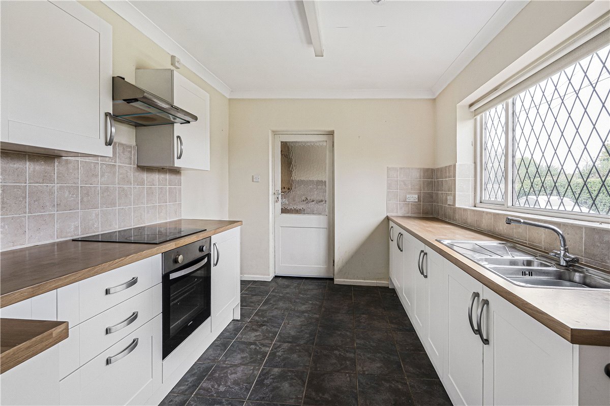 3 bedroom bungalow, Darnford Lane, Lichfield WS14 - Available