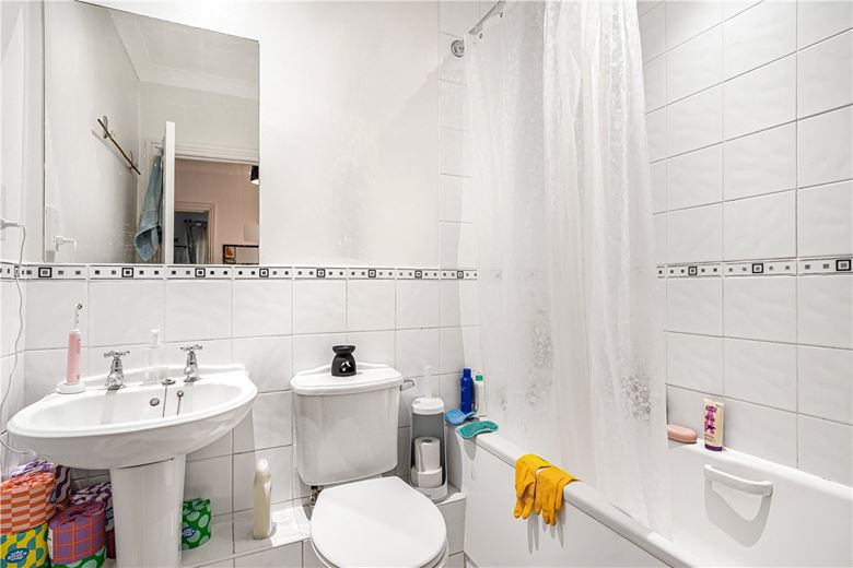 2 bedroom flat, Long Ford Close, Oxford OX1 - Available