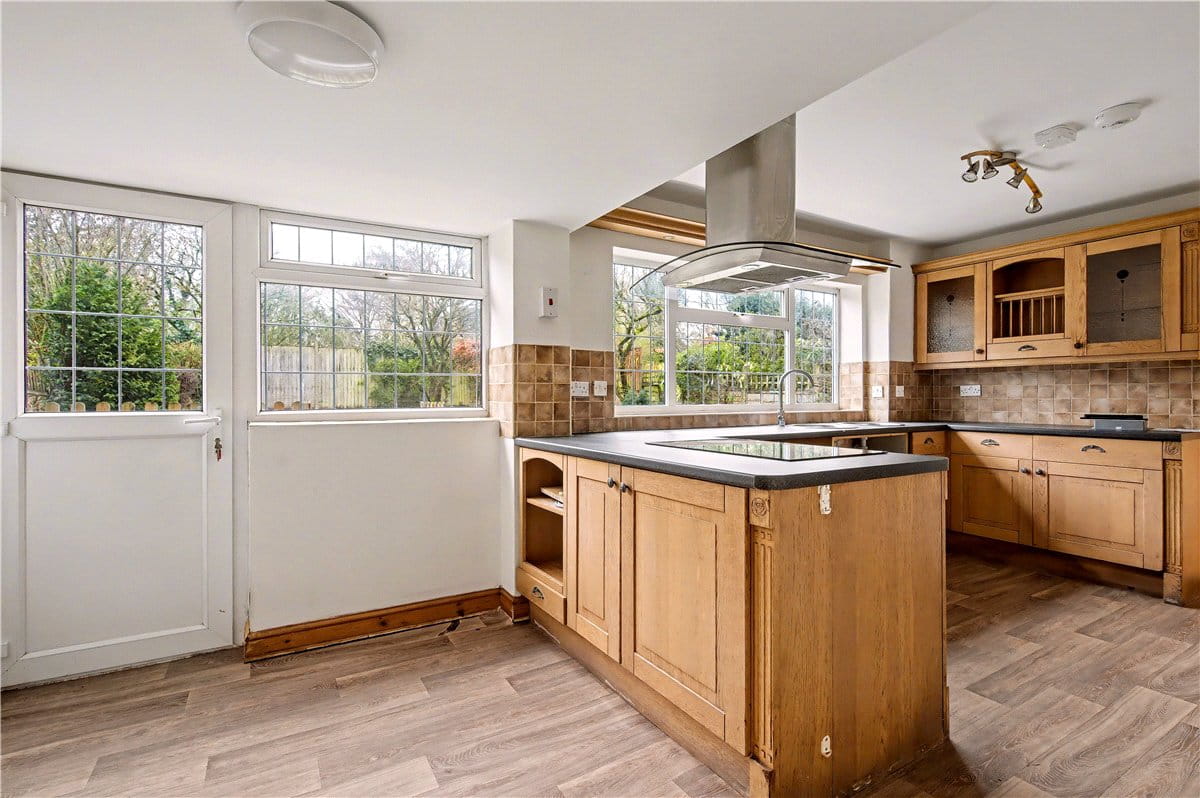 5 bedroom house, Kingsbury Road, Marston B76 - Available