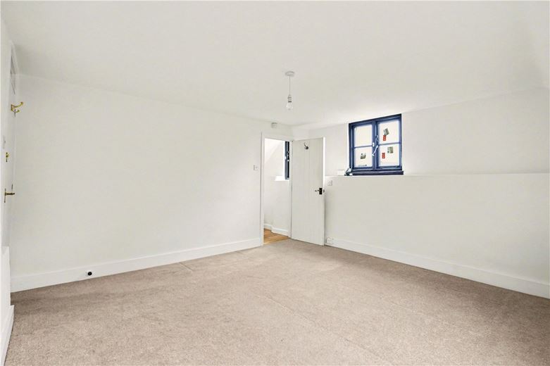 4 bedroom cottage, Lower Hartwell, Aylesbury HP17 - Available