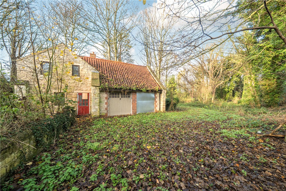 3 bedroom cottage, Bannister Lane, Skelbrooke DN6 - Available