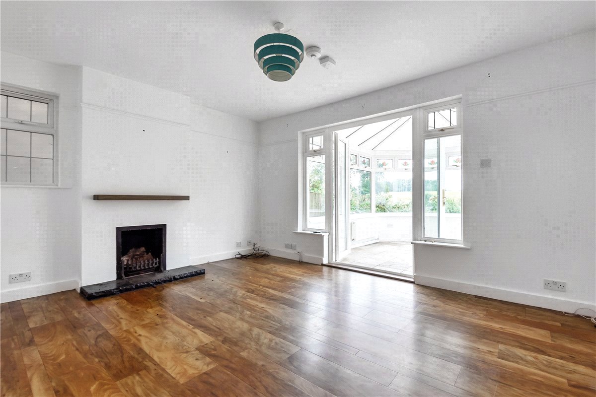 4 bedroom house, Ballinger Road, South Heath HP16 - Available