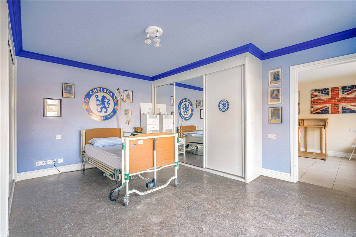 6 bedroom , Eynsham Road, Botley OX2 - Available