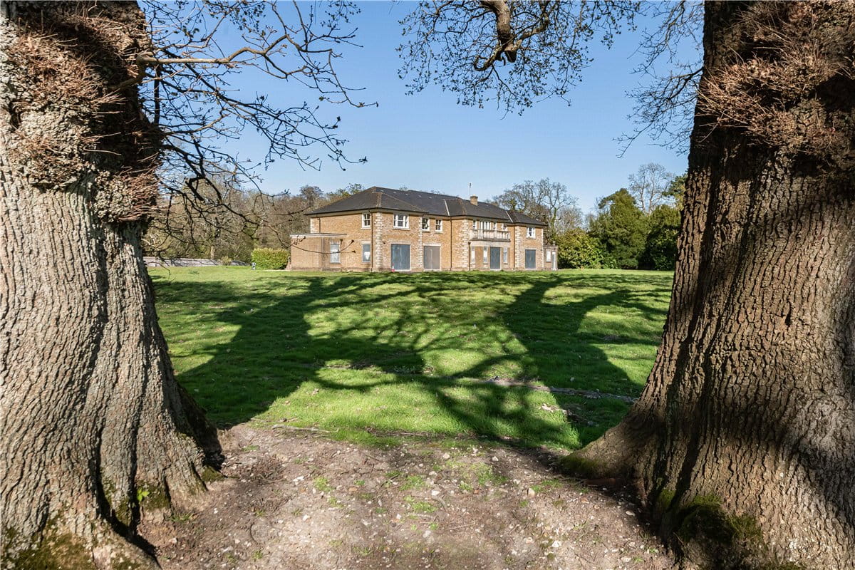 5 bedroom house, Binsted, Arundel BN18 - Available