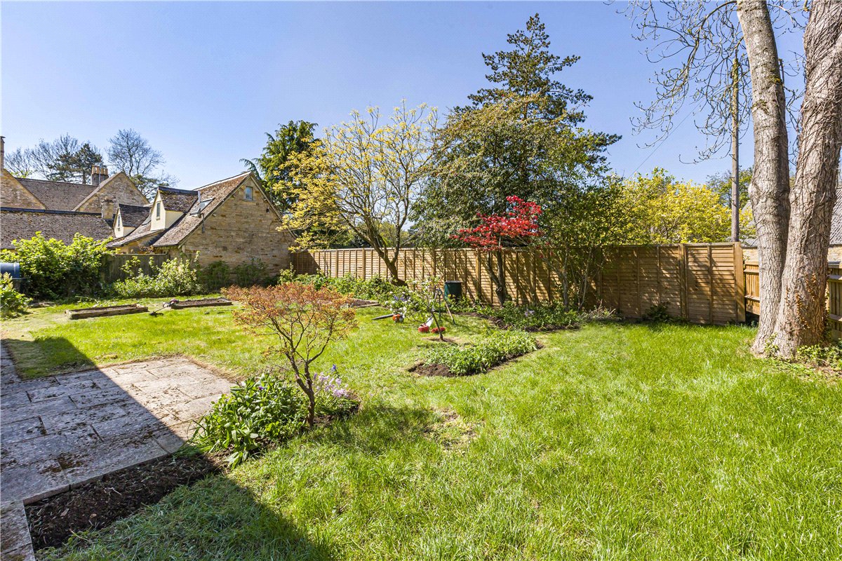 4 bedroom house, Little Compton, Moreton-in-Marsh GL56 - Available