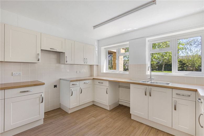 4 bedroom house, Little Compton, Moreton-in-Marsh GL56 - Available