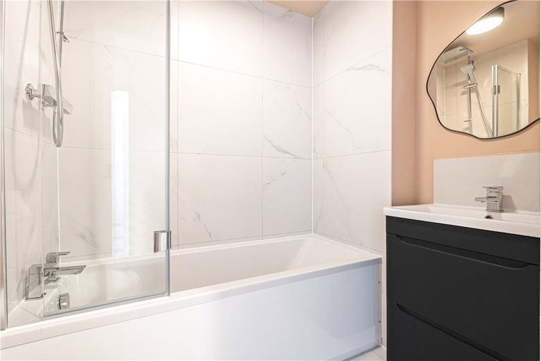 2 bedroom flat, Clear Water Place, Oxford OX2 - Available