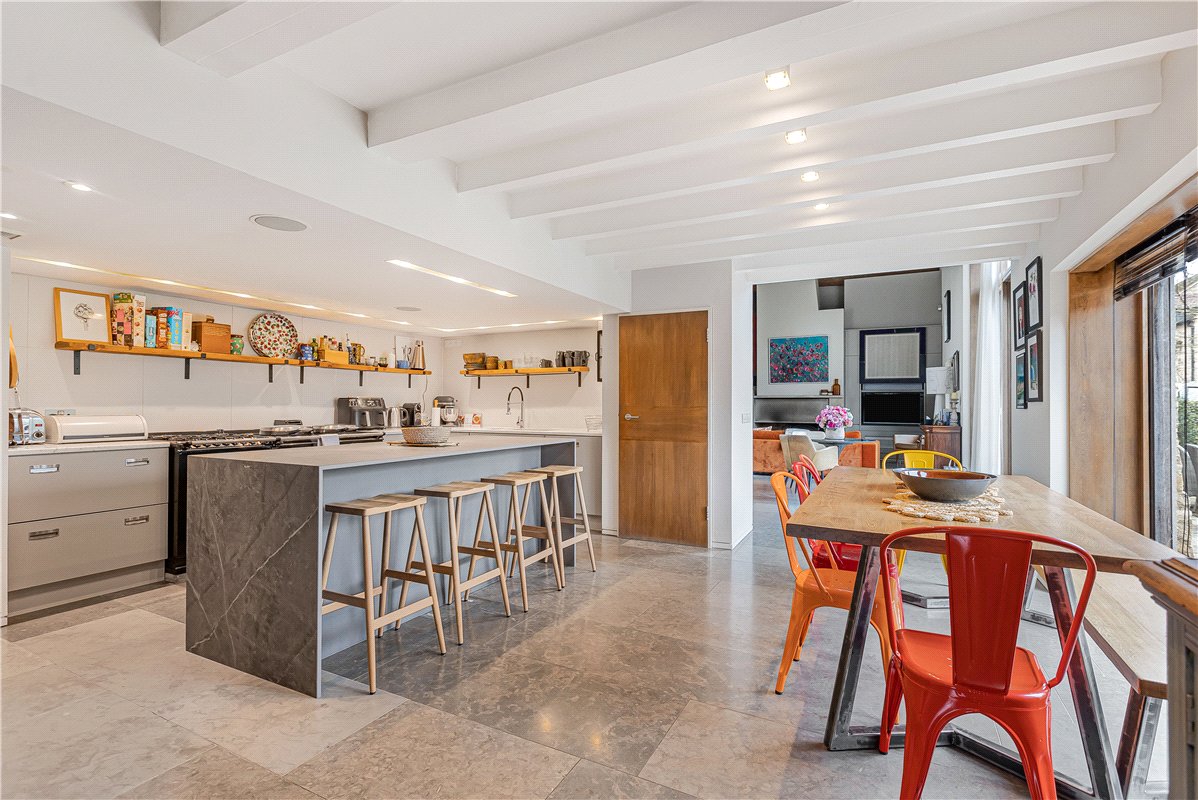 5 bedroom , Back Way, Great Haseley OX44 - Available