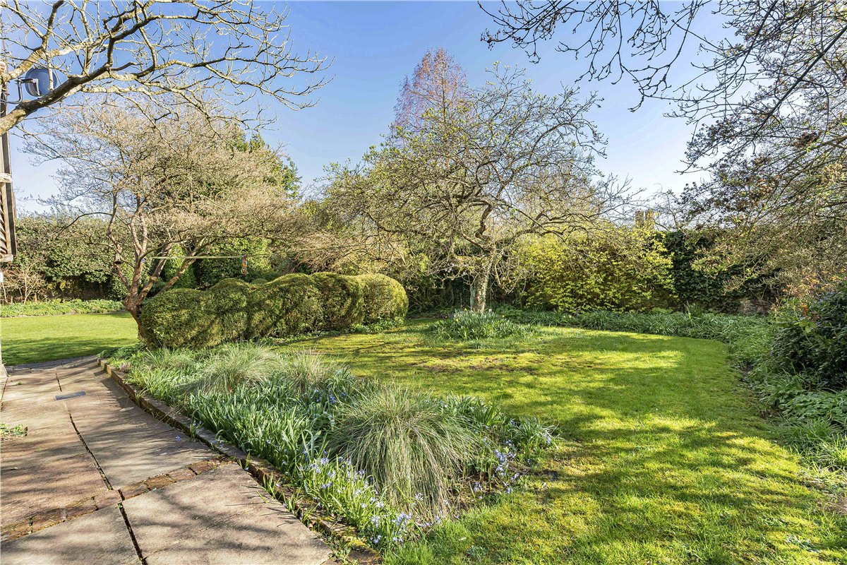 5 bedroom , Back Way, Great Haseley OX44 - Available